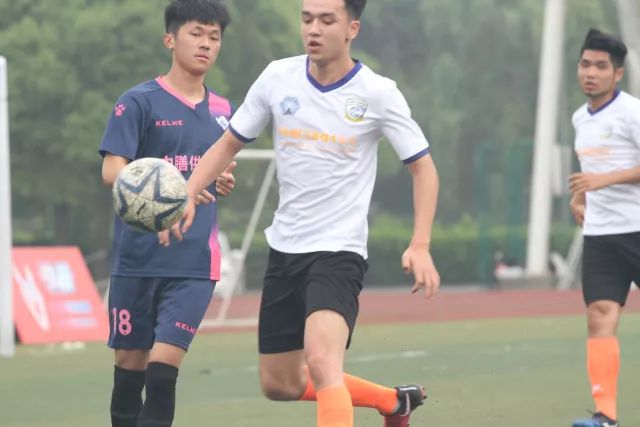 曼城15轮后排第4 上赛季同期也是第4但最终夺冠