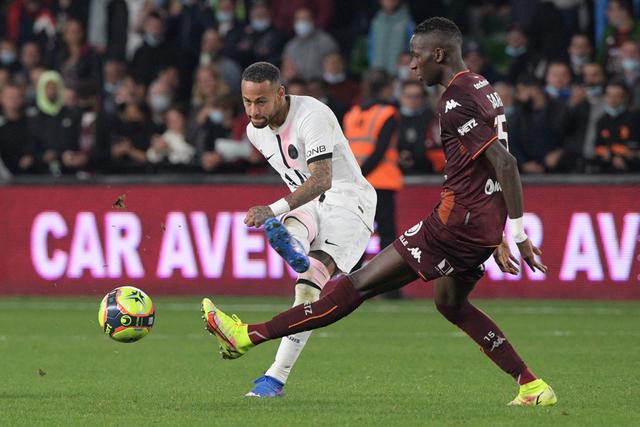 阿尔斯兰42+10+10宁波遭10连败 山西力克山东