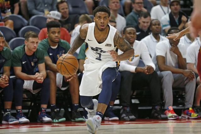 阿莫林执教曼联11场联赛 3胜2平6负排名联赛13位