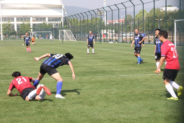 NBA全明星技巧挑战赛:哈利伯顿率步行者队夺冠